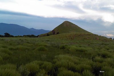 NTB-bukit hijau kenawa