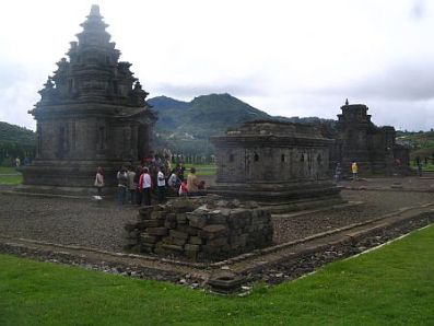 Candi Dieng