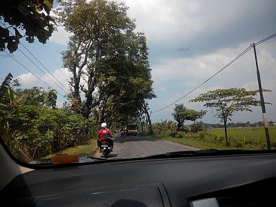 Perjalanan Terasa Begitu Jauh Tapi Menyenangkan