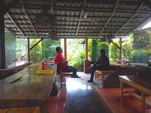 Di Bagian Belakang Suasana Lebih Adem dan Nyaman