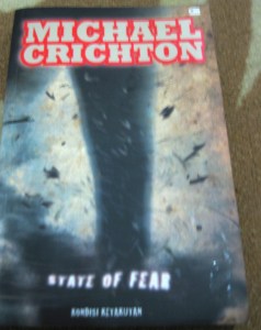Fear-Fiksi Sains Karya M. Crichton