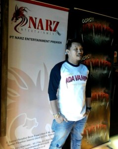 Mongol Stress dengan film Oops!! Ada Vampire