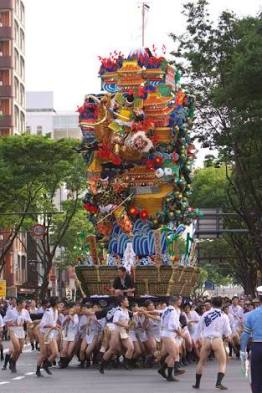 Hakata Gion Yamakasa Festival (sumber: wikipedia)