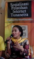 Amy Atmanto, Istri pendiri RIAT yang juga seorang perancang busana