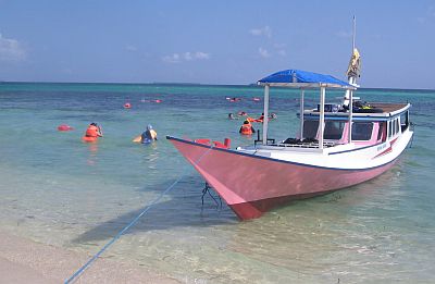 Hobi Jalan-jalan? Bisa Jadi Penulis Wisata