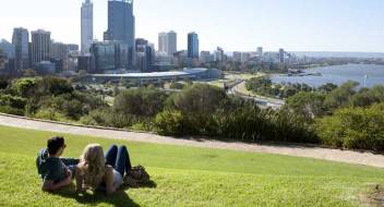 Di taman ini Kalian bisa menyejukkan mata dan badan (gambar: westernaustralia.com)