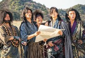 Perbaiki benteng selatan