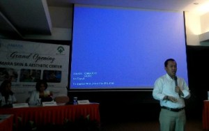 Kepala RSU Bunda Jakarta dr Didid Winnetouw