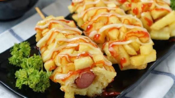 Hotdog kentang yang sedap