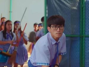 Persahabatan bagai kepompong