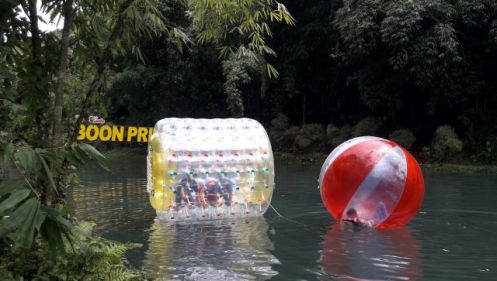 wahana bola terapung