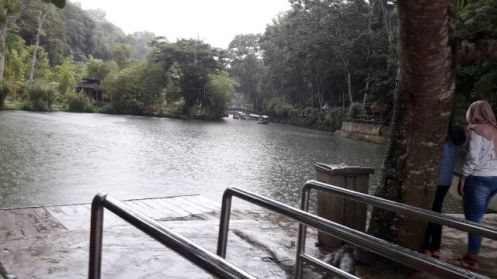 Ada pulau kecil di Ekowisata Boon Pring